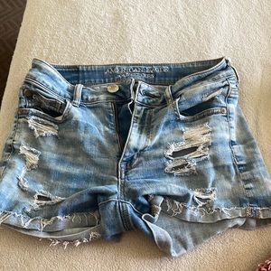 American Eagle outfitters size 4 light denim jean shorts